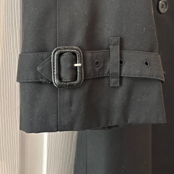 Classic Black Burberry Trench Coat NEVER WORN with wool liner and collar. - Picture 8 of 9